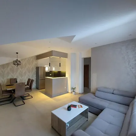 Lighthouse Apartments Tivat Exterior photo